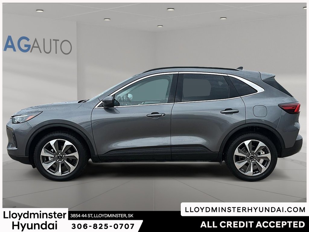 2024 Ford Escape Platinum in Lloydminster, Saskatchewan - 8 - w1024h768px