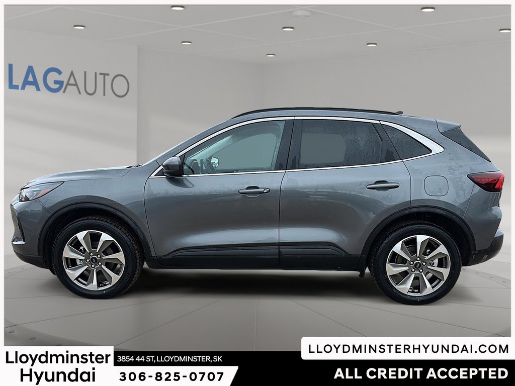 2025 Ford Escape Platinum in Lloydminster, Saskatchewan - 8 - w1024h768px