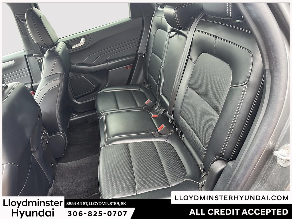 2025 Ford Escape Platinum in Lloydminster, Saskatchewan - 21 - w1024h768px