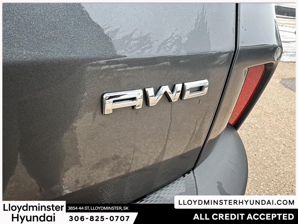 2025 Ford Escape Platinum in Lloydminster, Saskatchewan - 18 - w1024h768px
