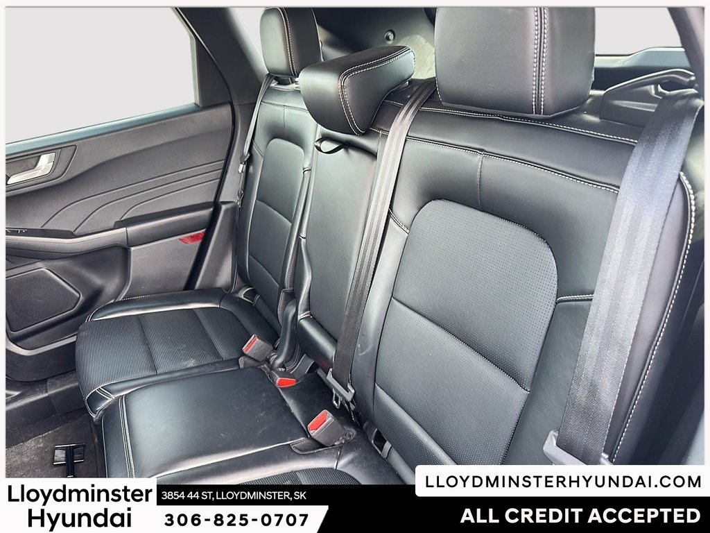 2025 Ford Escape Platinum in Lloydminster, Saskatchewan - 21 - w1024h768px