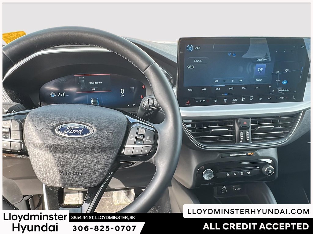 2025 Ford Escape Platinum in Lloydminster, Saskatchewan - 16 - w1024h768px