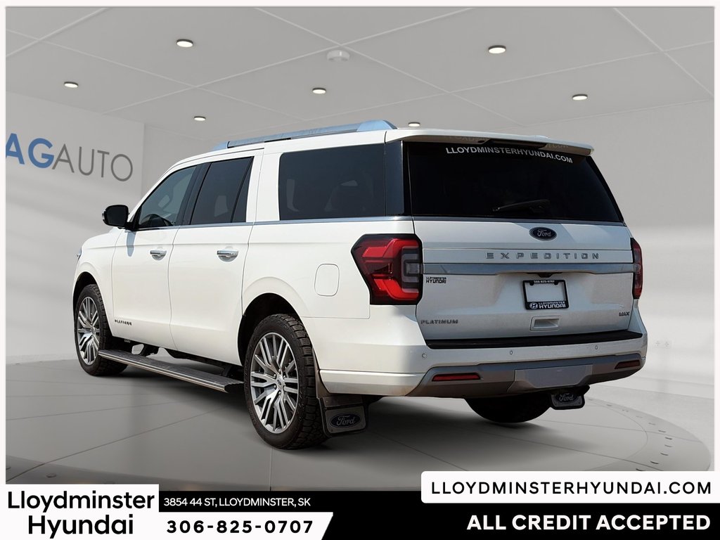 2023 Ford Expedition Max Platinum in Lloydminster, Saskatchewan - 7 - w1024h768px