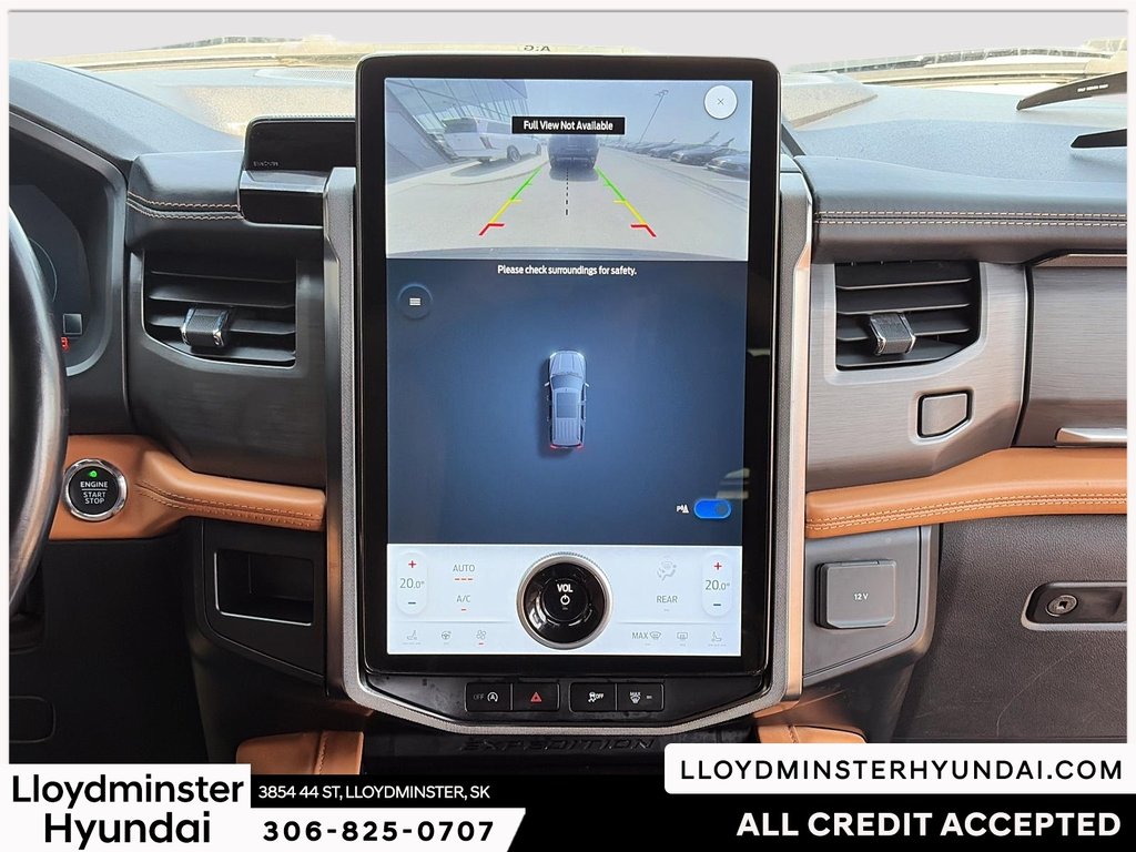 2023 Ford Expedition Max Platinum in Lloydminster, Saskatchewan - 28 - w1024h768px