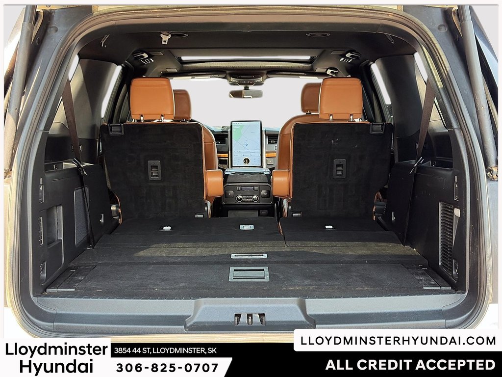 2023 Ford Expedition Max Platinum in Lloydminster, Saskatchewan - 9 - w1024h768px