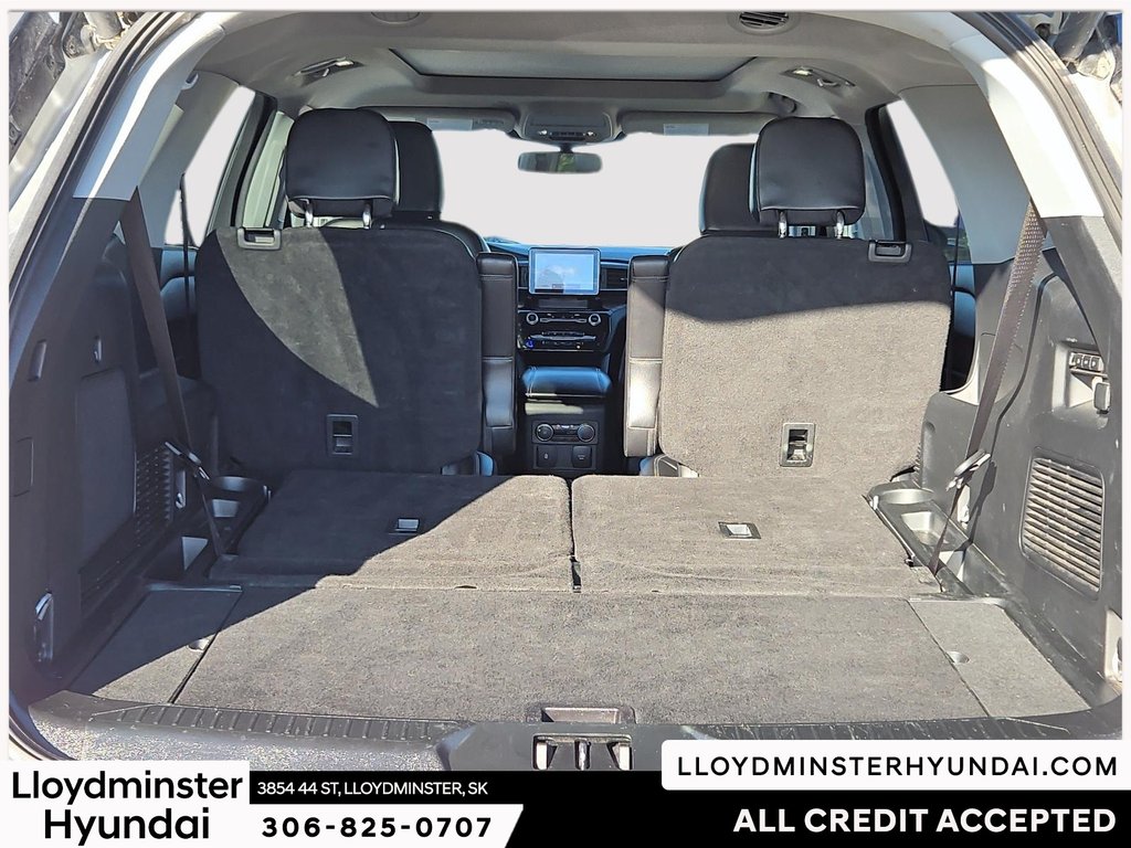2023 Ford Explorer Limited in Lloydminster, Saskatchewan - 10 - w1024h768px