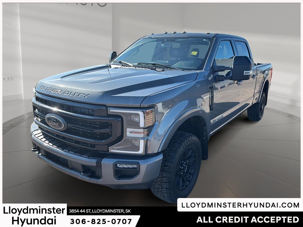 2022 Ford Super Duty F-350 SRW LARIAT in Lloydminster, Saskatchewan - 2 - w1024h768px