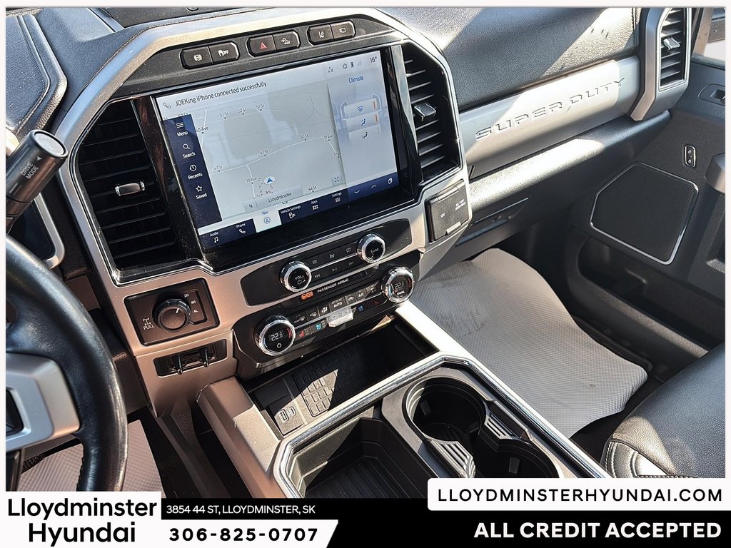 2022 Ford Super Duty F-350 SRW LARIAT in Lloydminster, Saskatchewan - 22 - w1024h768px