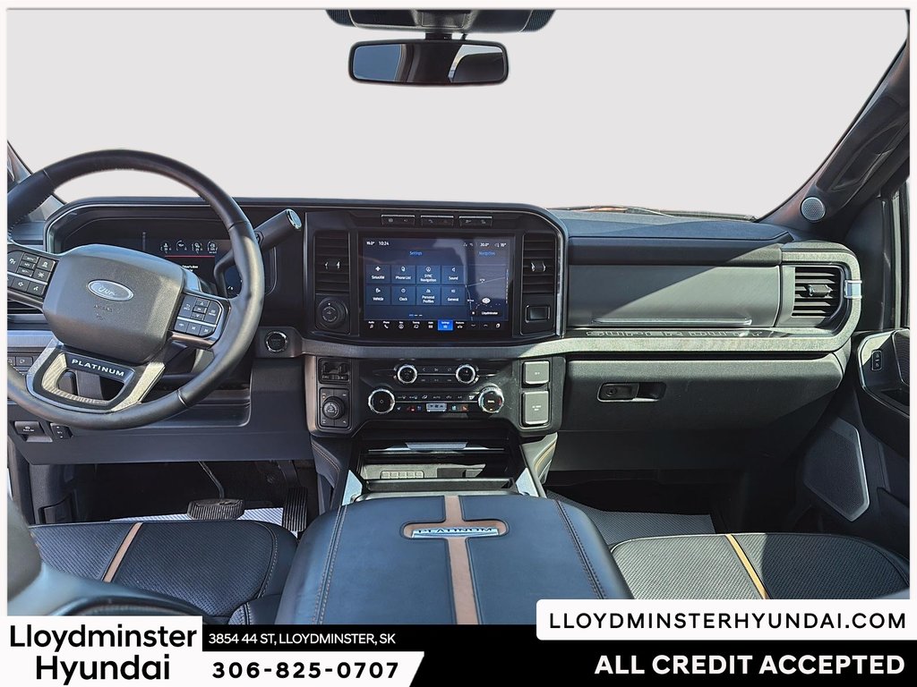 2024 Ford Super Duty F-350 SRW Platinum in Lloydminster, Saskatchewan - 12 - w1024h768px