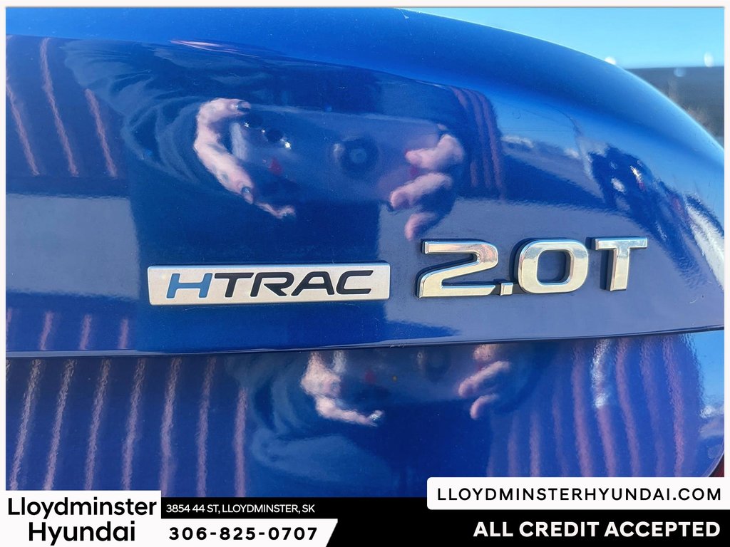 2019 GENESIS G70 2.0T Elite in Lloydminster, Saskatchewan - 9 - w1024h768px