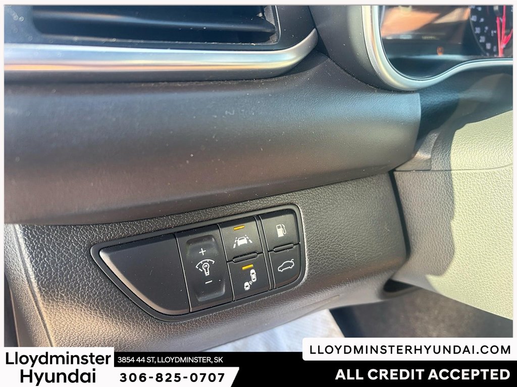 2019 GENESIS G70 2.0T Elite in Lloydminster, Saskatchewan - 20 - w1024h768px