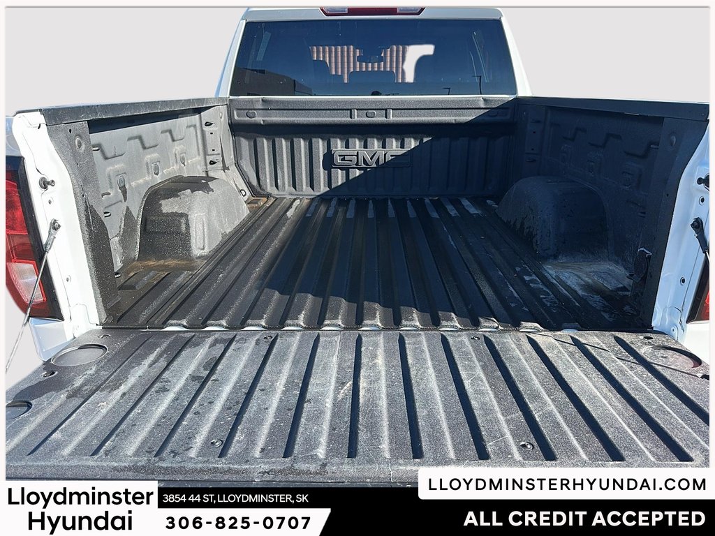 2023 GMC Sierra 1500 SLE in Lloydminster, Saskatchewan - 18 - w1024h768px