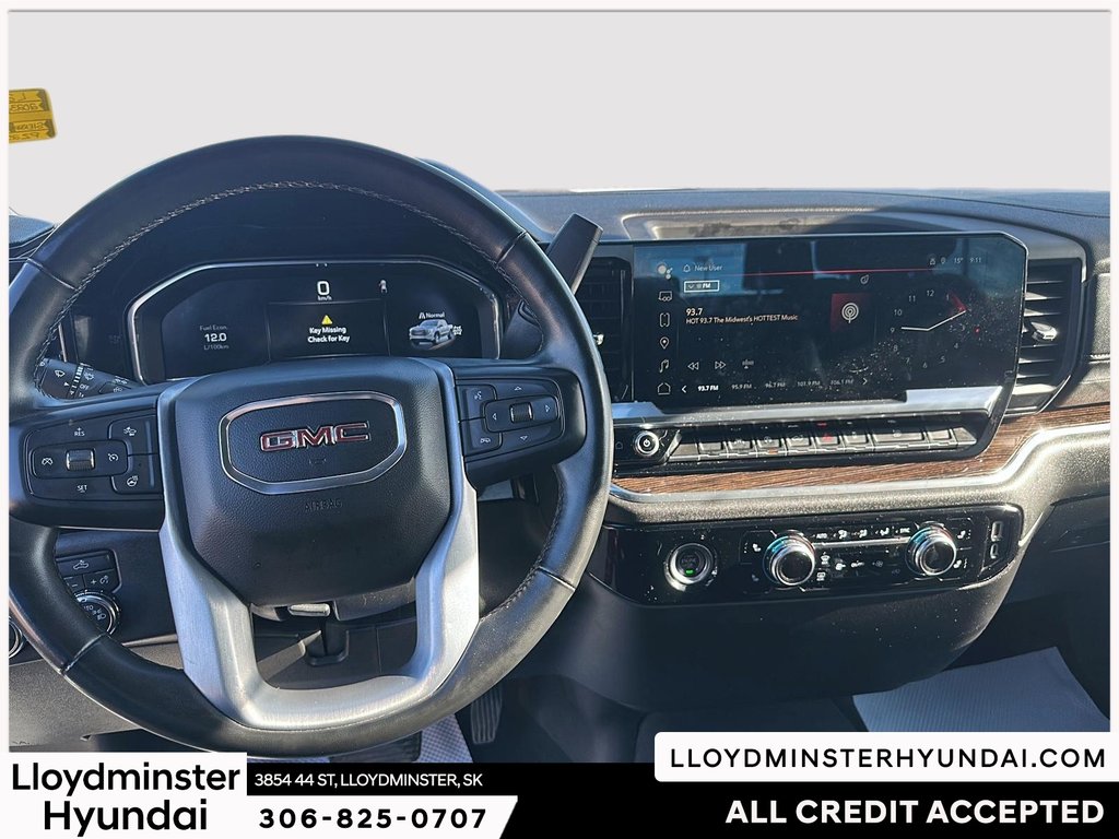 2023 GMC Sierra 1500 SLE in Lloydminster, Saskatchewan - 15 - w1024h768px