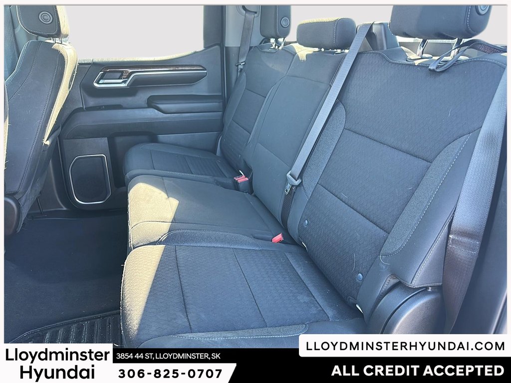 2023 GMC Sierra 1500 SLE in Lloydminster, Saskatchewan - 19 - w1024h768px