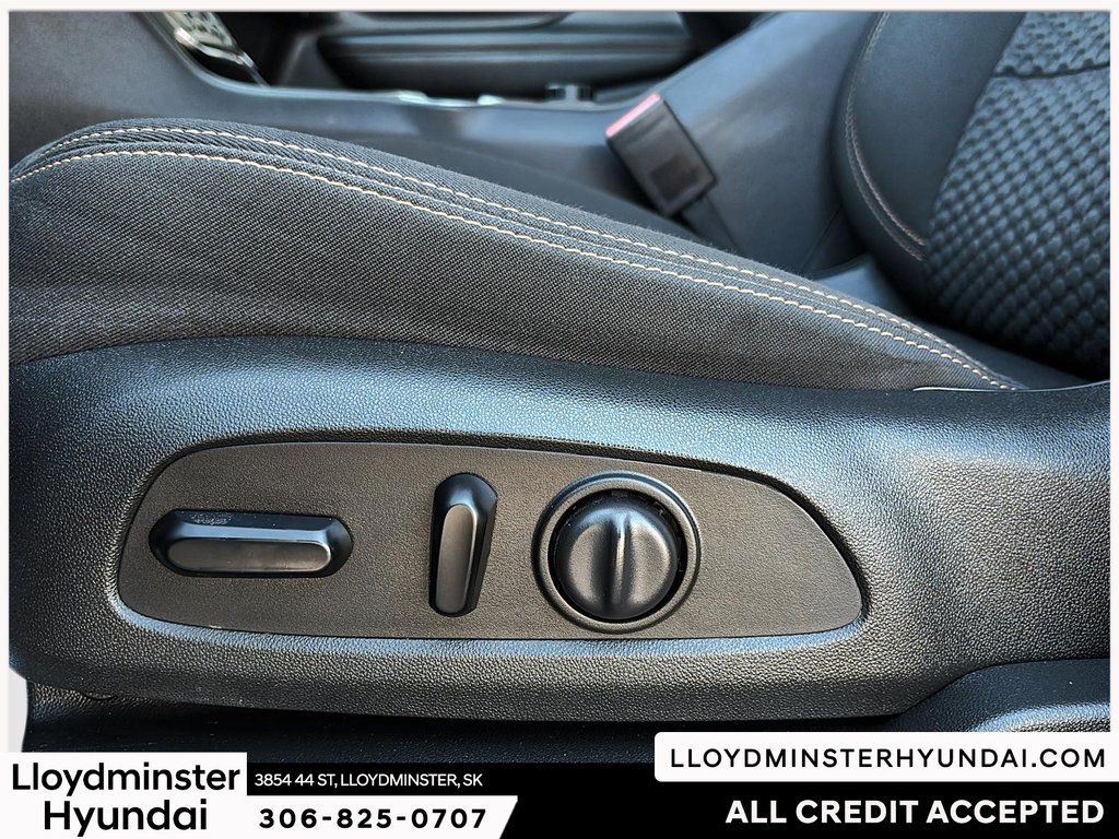 2020 GMC Terrain SLE in Lloydminster, Saskatchewan - 13 - w1024h768px