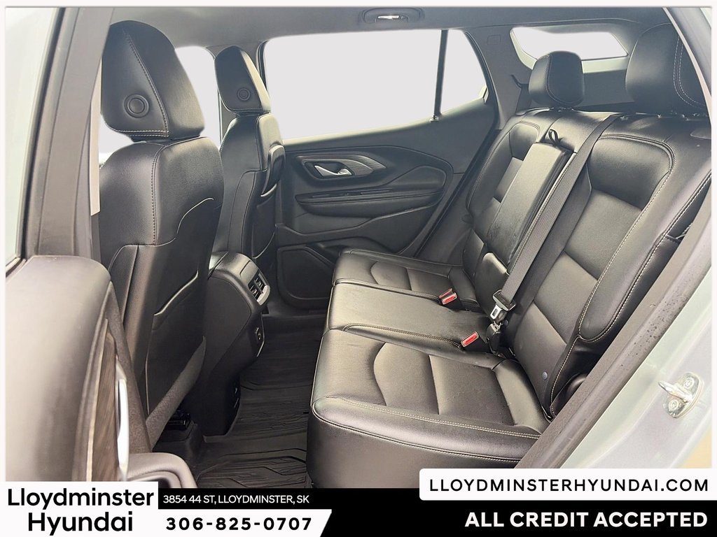 2024 GMC Terrain SLT in Lloydminster, Saskatchewan - 13 - w1024h768px