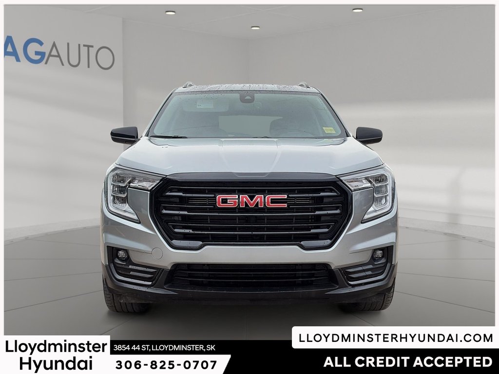 2024 GMC Terrain SLT in Lloydminster, Saskatchewan - 2 - w1024h768px
