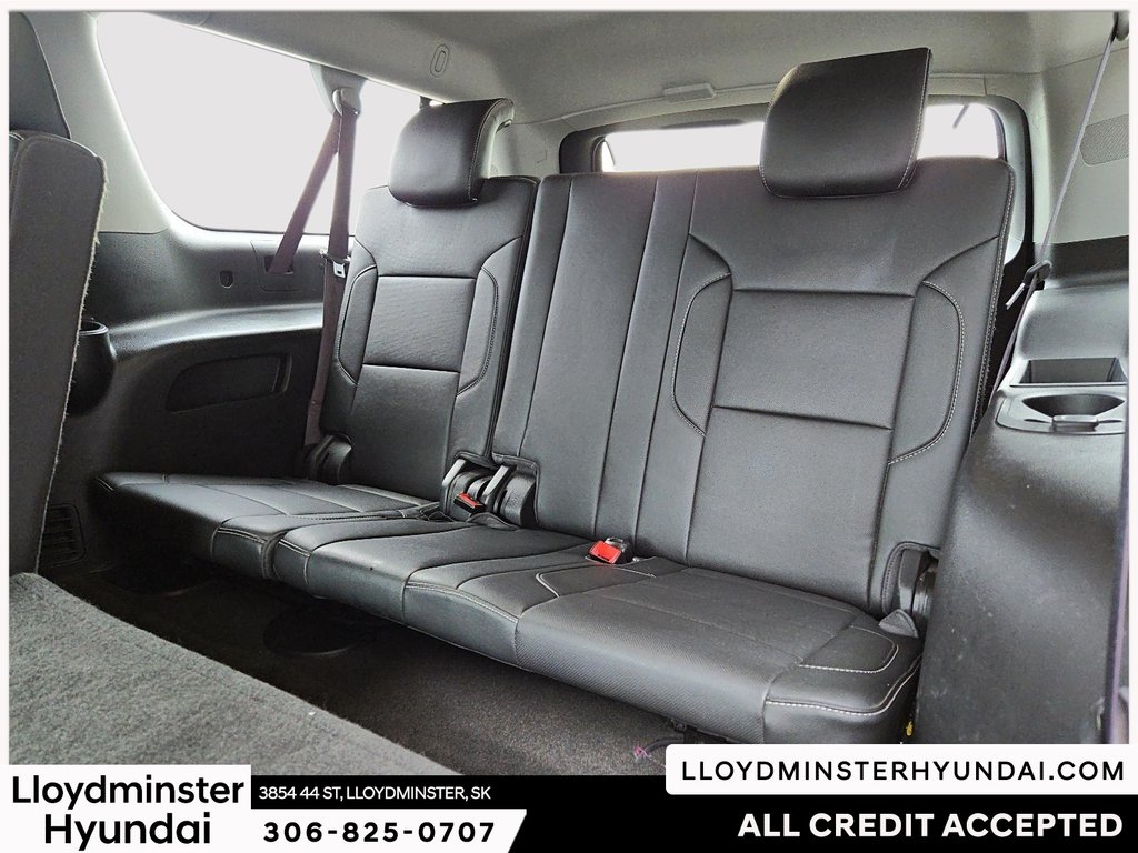 2016 GMC Yukon XL SLT in Lloydminster, Saskatchewan - 14 - w1024h768px