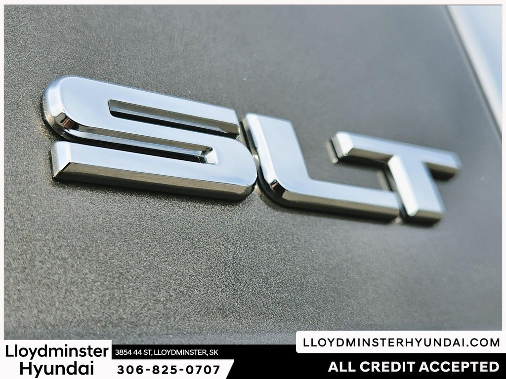 2016 GMC Yukon XL SLT in Lloydminster, Saskatchewan - 22 - w1024h768px