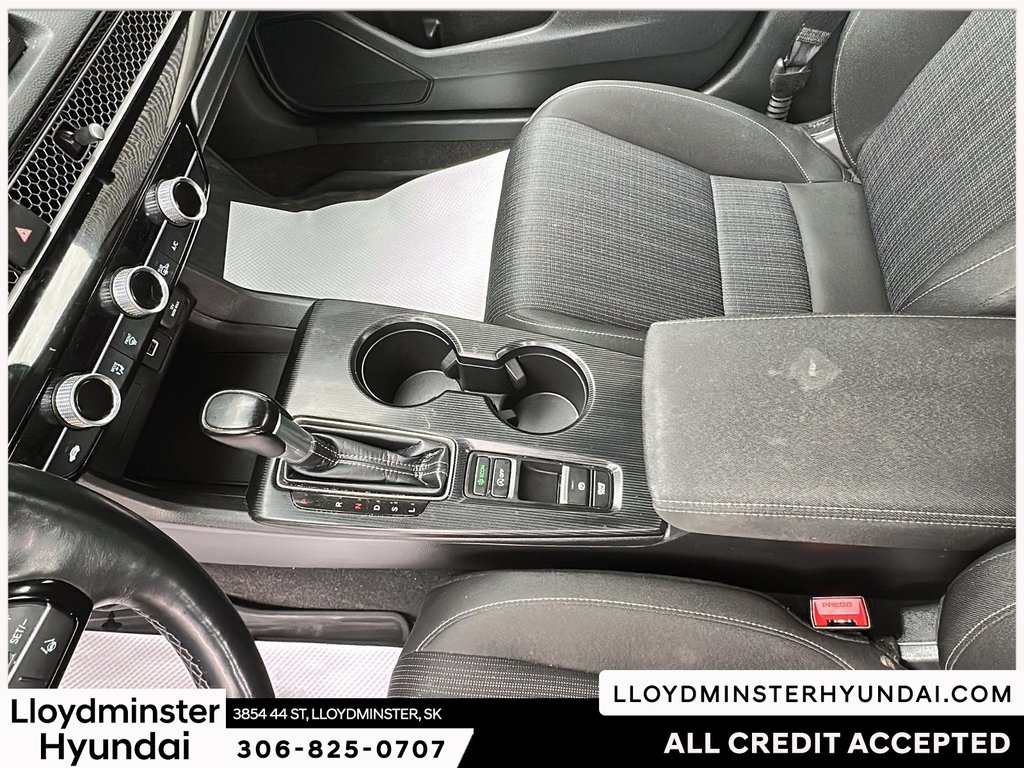 2022 Honda Civic EX in Lloydminster, Saskatchewan - 12 - w1024h768px