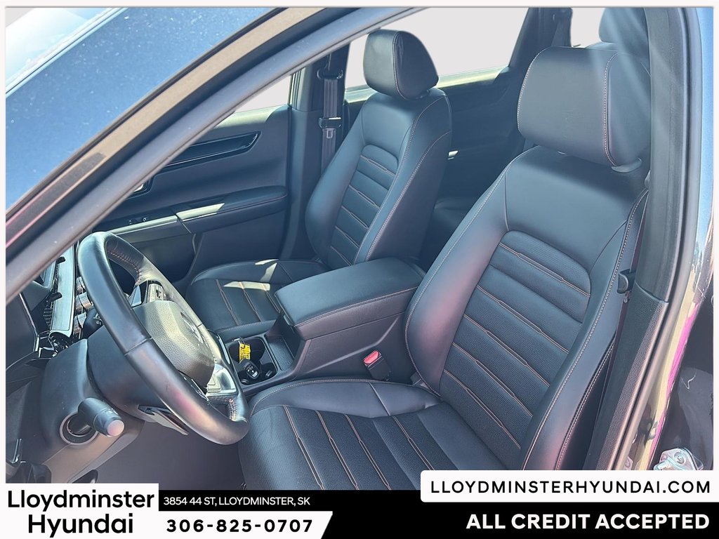 2023 Honda CR-V HYBRID Touring in Lloydminster, Saskatchewan - 11 - w1024h768px