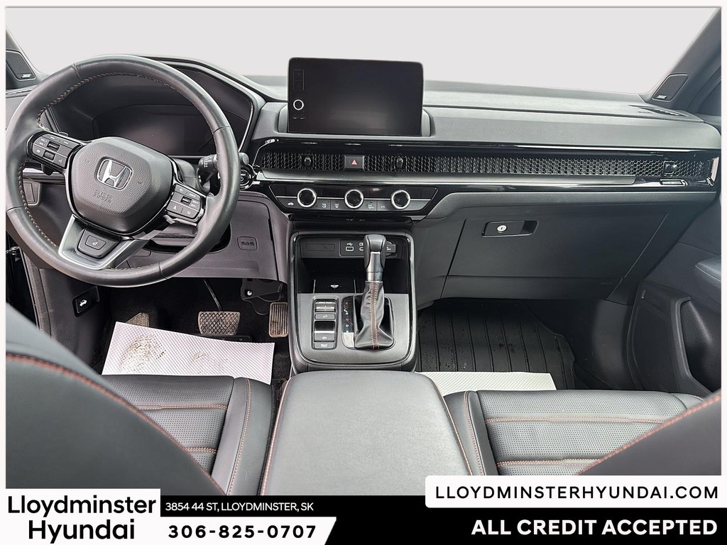 2025 Honda CR-V HYBRID Touring in Lloydminster, Saskatchewan - 14 - w1024h768px