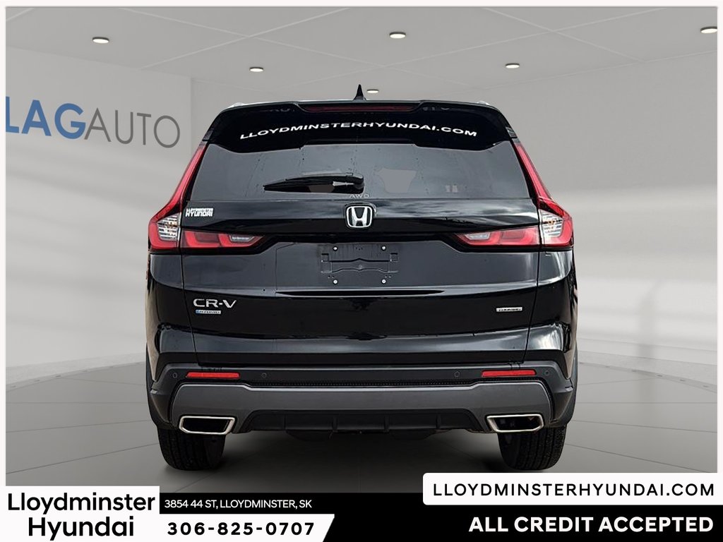 2025 Honda CR-V HYBRID Touring in Lloydminster, Saskatchewan - 7 - w1024h768px