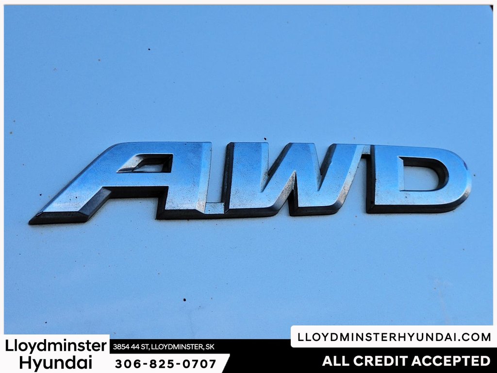 2013 Honda CR-V Touring in Lloydminster, Saskatchewan - 20 - w1024h768px