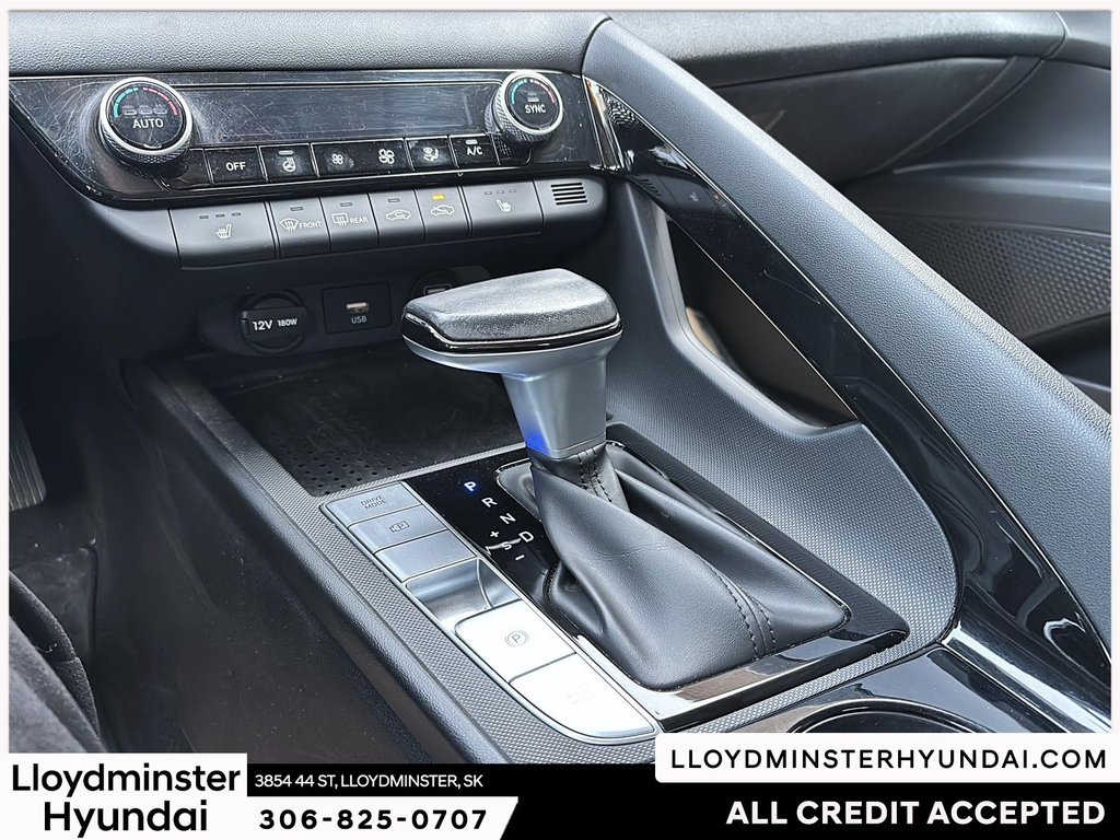 2022 Hyundai Elantra Hybrid Ultimate in Lloydminster, Saskatchewan - 15 - w1024h768px