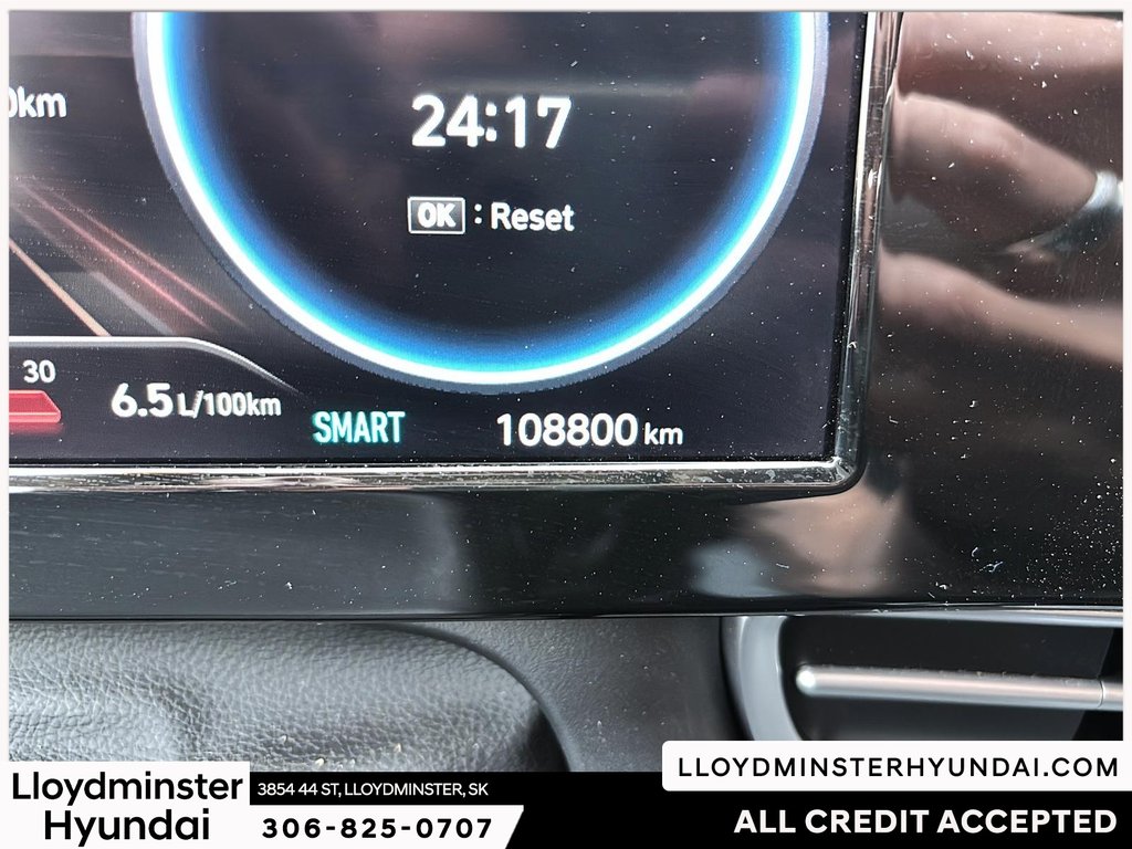 2022 Hyundai Elantra Hybrid Ultimate in Lloydminster, Saskatchewan - 13 - w1024h768px