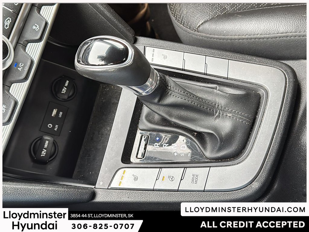 2019 Hyundai Elantra Luxury in Lloydminster, Saskatchewan - 17 - w1024h768px