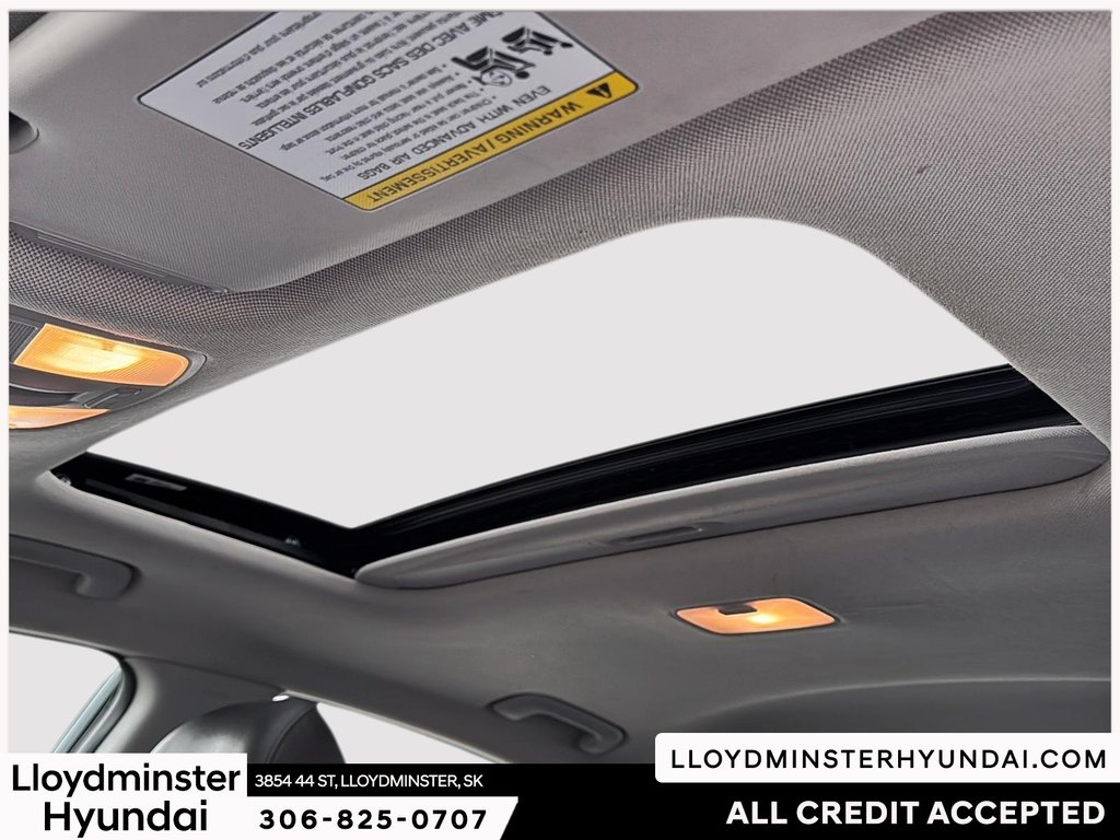 2019 Hyundai Elantra Luxury in Lloydminster, Saskatchewan - 20 - w1024h768px