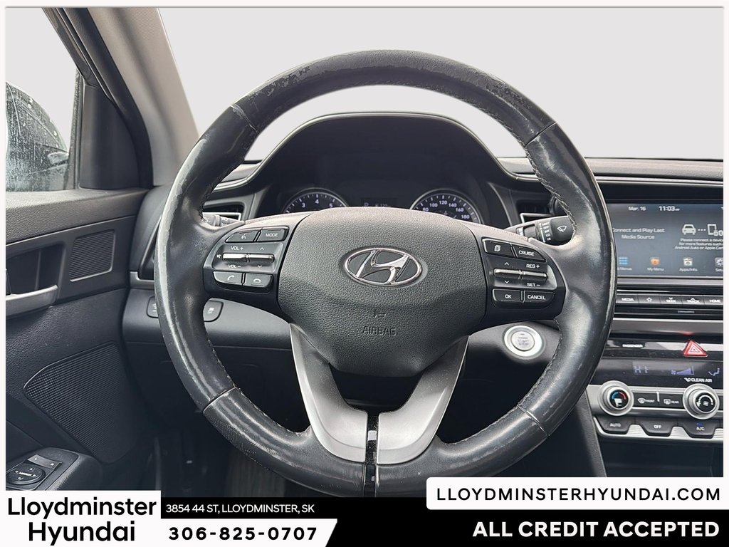 2019 Hyundai Elantra Luxury in Lloydminster, Saskatchewan - 14 - w1024h768px