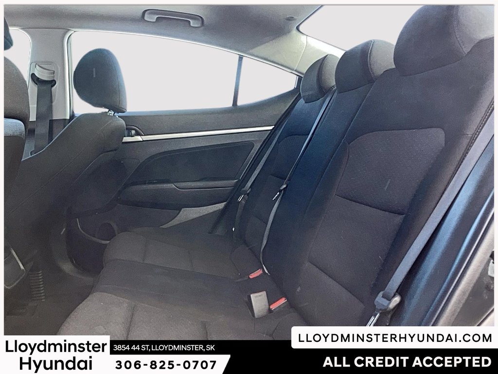 2020 Hyundai Elantra Preferred w/Sun & Safety Package in Lloydminster, Saskatchewan - 10 - w1024h768px