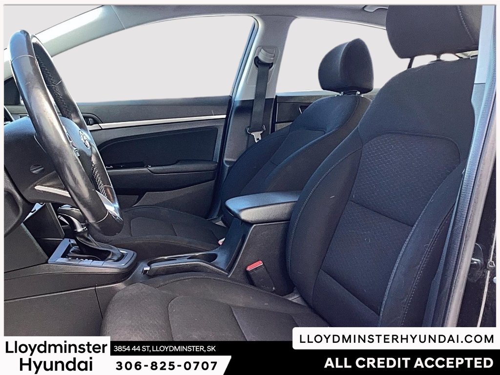 2020 Hyundai Elantra Preferred w/Sun & Safety Package in Lloydminster, Saskatchewan - 9 - w1024h768px