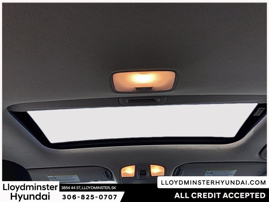 2020 Hyundai Elantra Preferred w/Sun & Safety Package in Lloydminster, Saskatchewan - 23 - w1024h768px