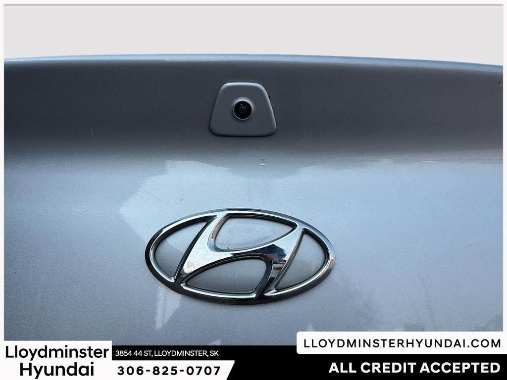 2020 Hyundai Elantra Preferred in Lloydminster, Saskatchewan - 21 - w1024h768px