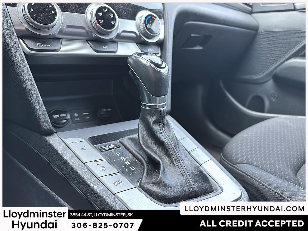 2020 Hyundai Elantra Preferred in Lloydminster, Saskatchewan - 17 - w1024h768px