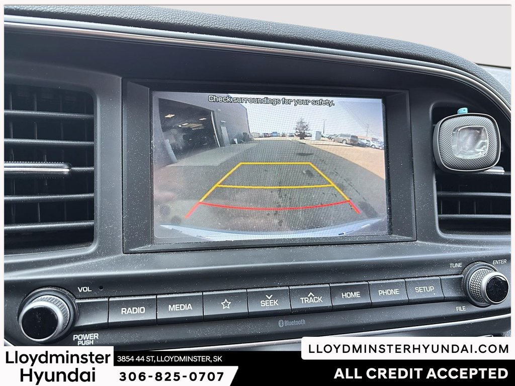 2020 Hyundai Elantra Preferred in Lloydminster, Saskatchewan - 22 - w1024h768px