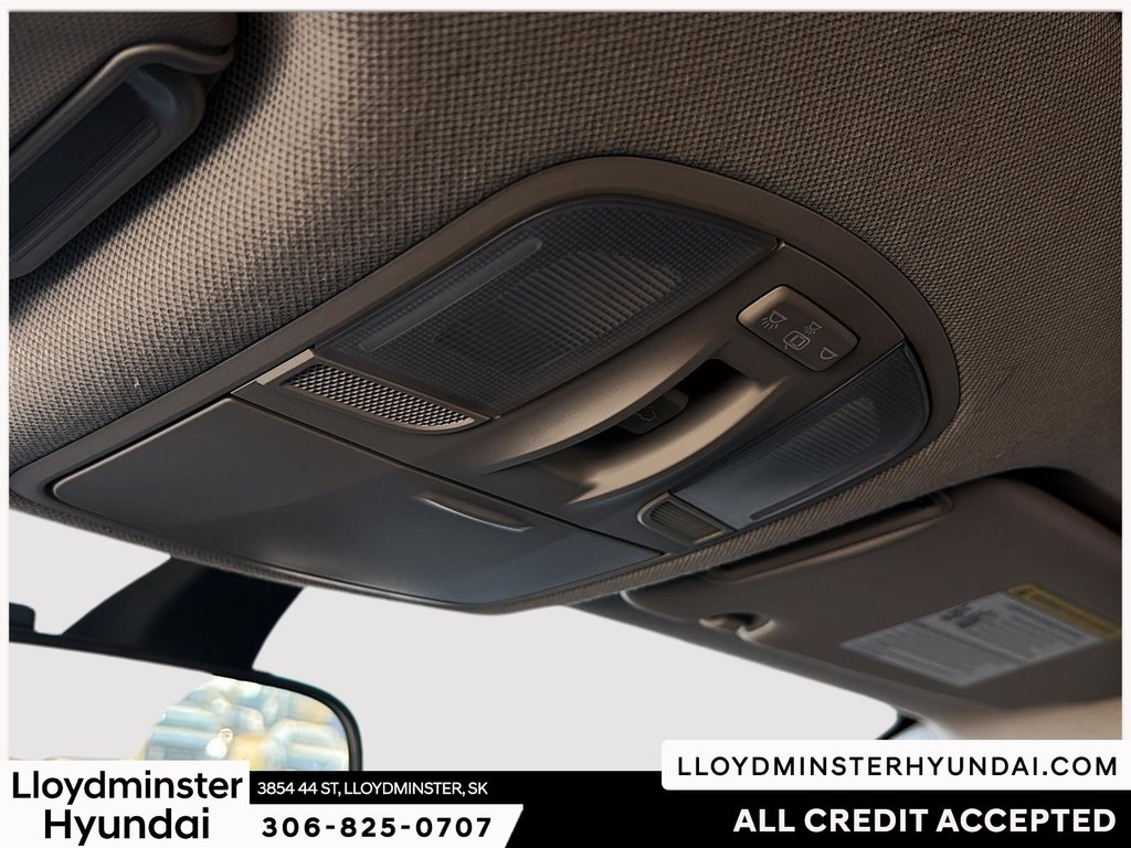 2020 Hyundai Elantra Preferred in Lloydminster, Saskatchewan - 24 - w1024h768px