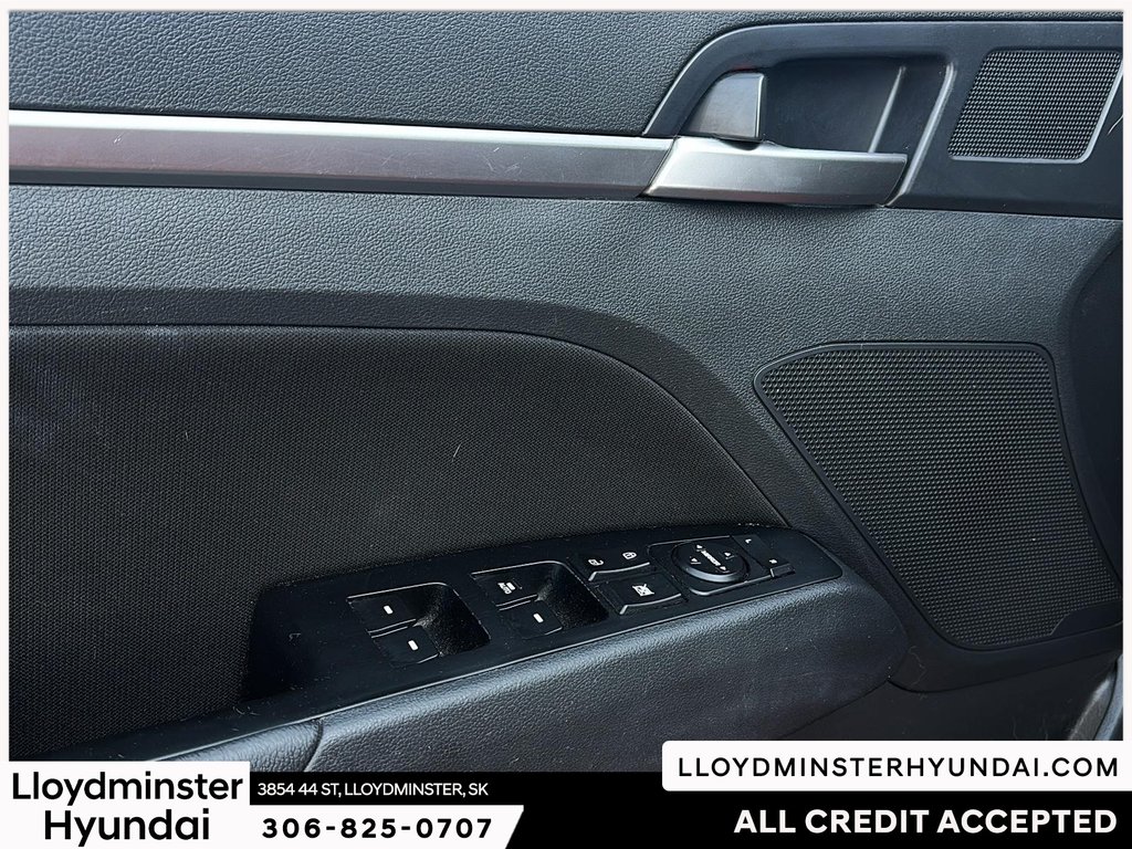 2020 Hyundai Elantra Preferred in Lloydminster, Saskatchewan - 15 - w1024h768px