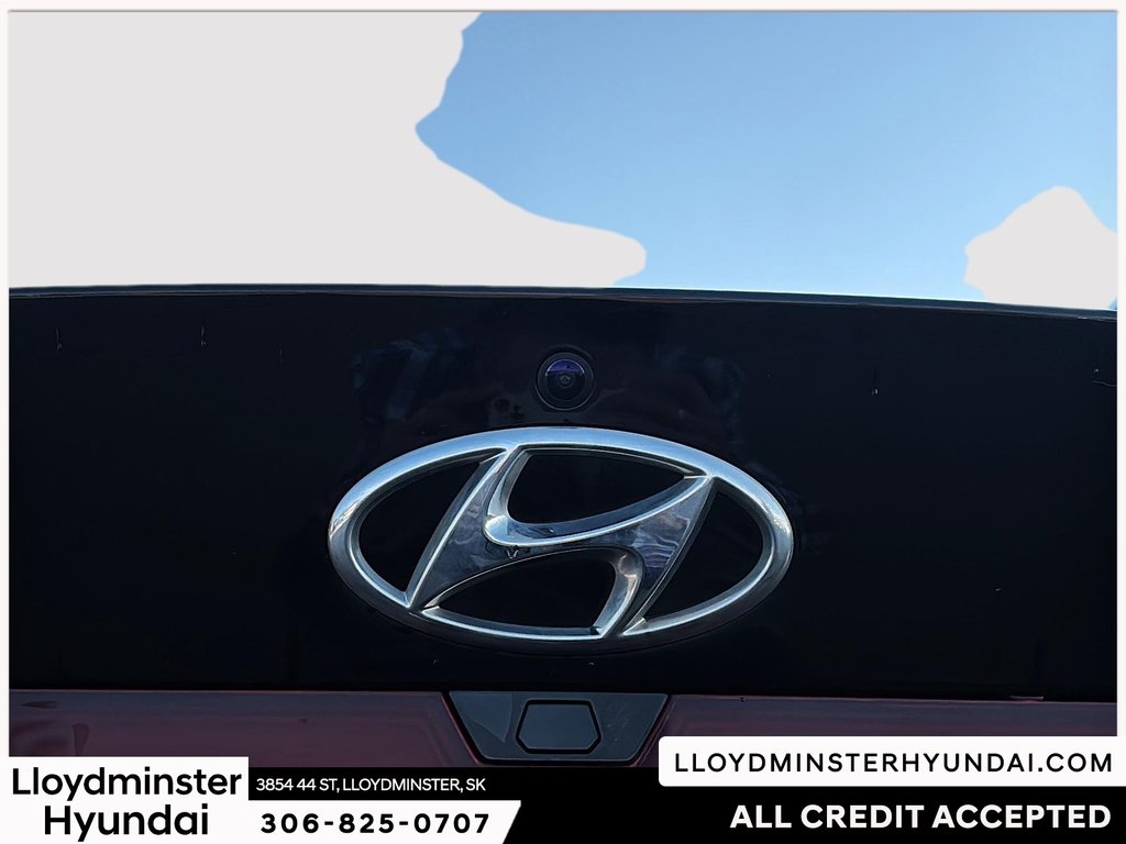 2021 Hyundai Elantra Preferred in Lloydminster, Saskatchewan - 24 - w1024h768px