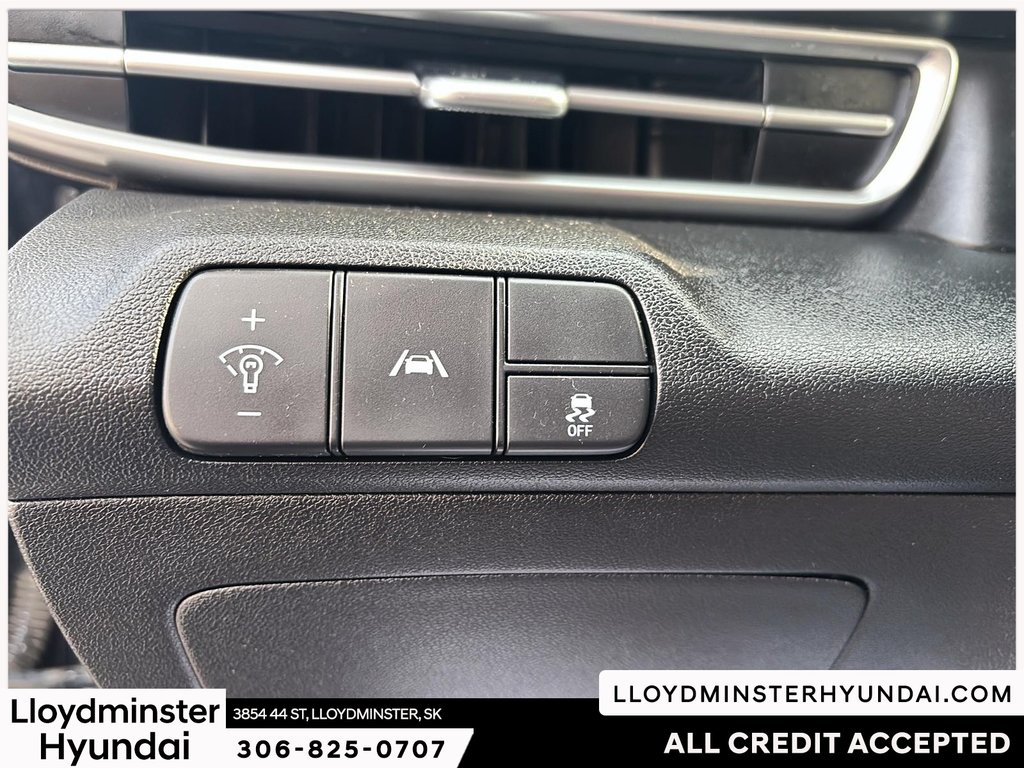 2021 Hyundai Elantra Preferred in Lloydminster, Saskatchewan - 18 - w1024h768px