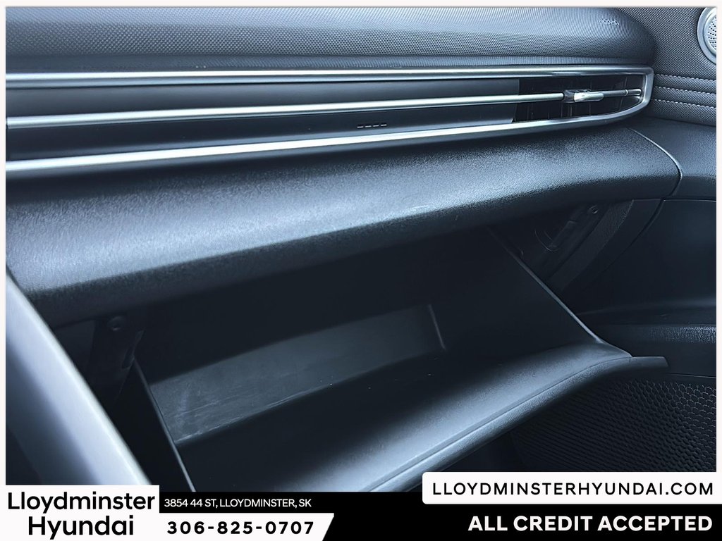 2021 Hyundai Elantra Preferred in Lloydminster, Saskatchewan - 22 - w1024h768px