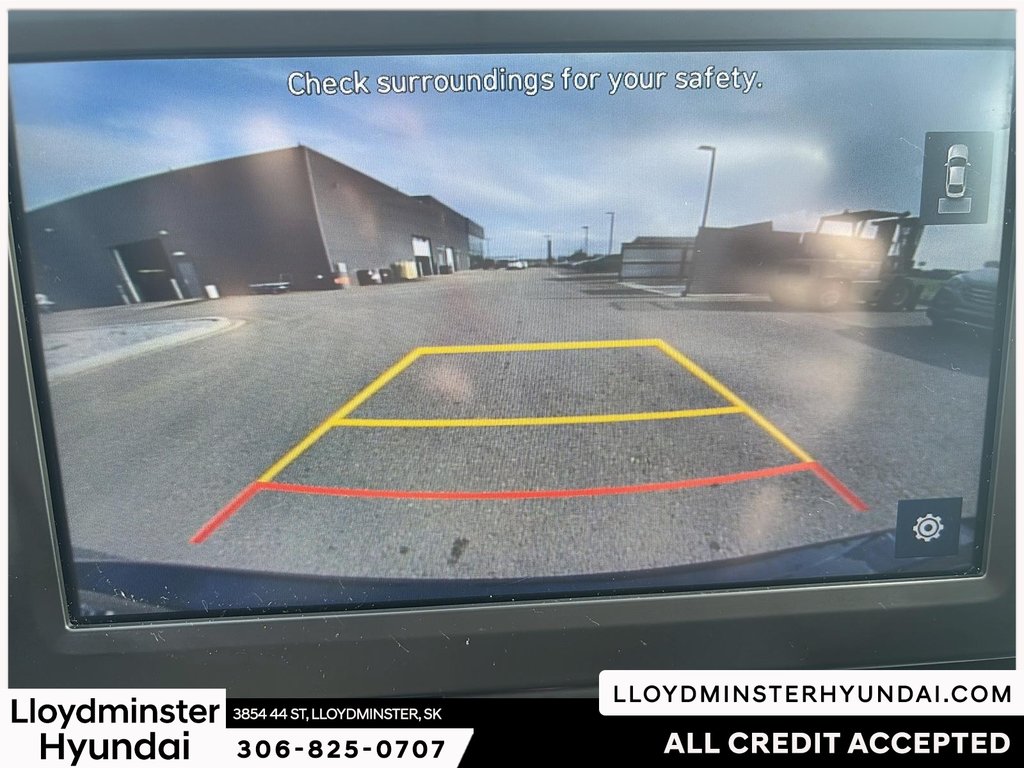 2021 Hyundai Elantra Preferred in Lloydminster, Saskatchewan - 19 - w1024h768px