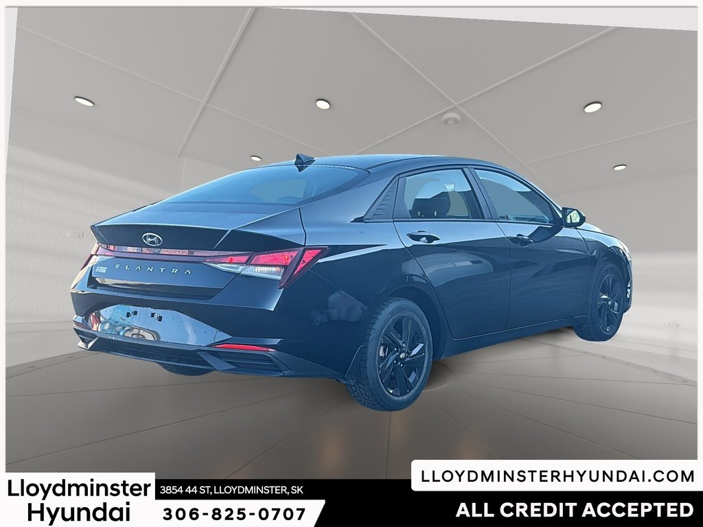 2021 Hyundai Elantra Preferred in Lloydminster, Saskatchewan - 5 - w1024h768px