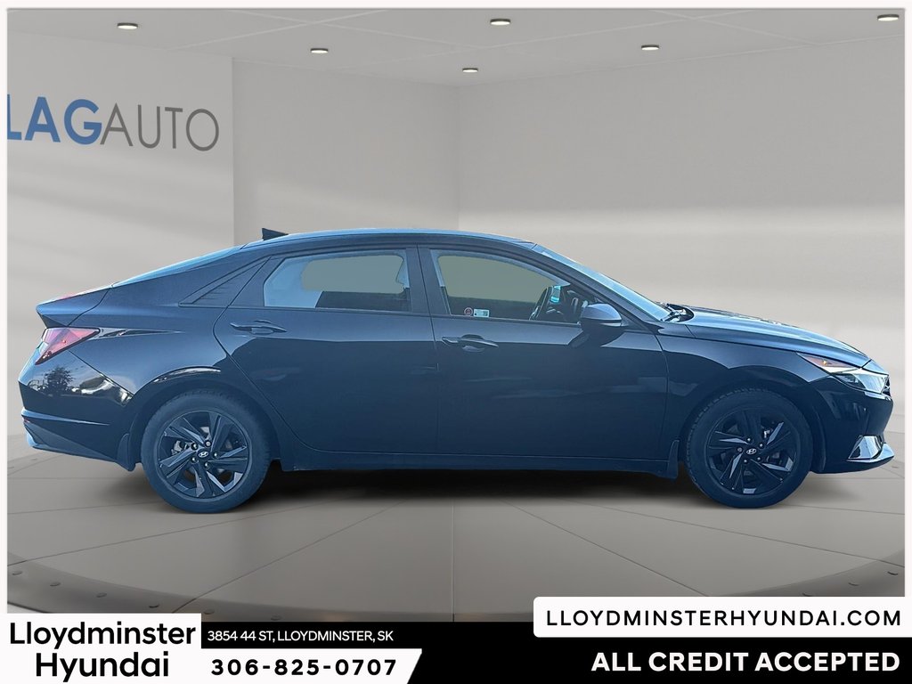2021 Hyundai Elantra Preferred in Lloydminster, Saskatchewan - 4 - w1024h768px