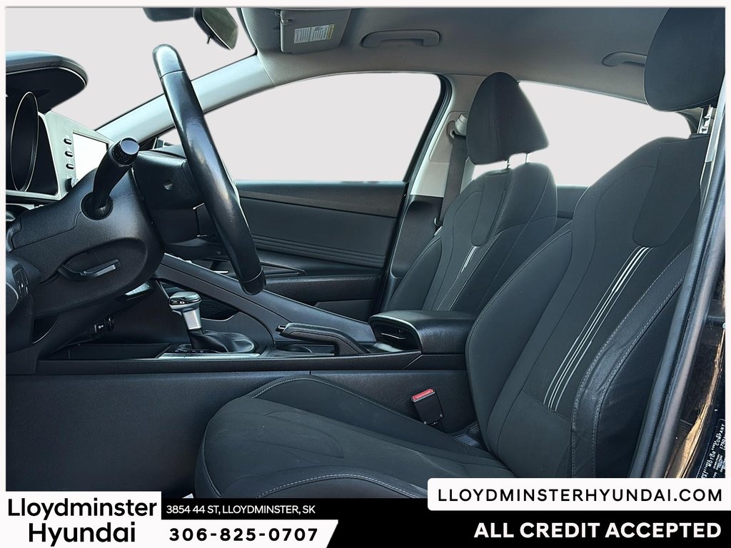 2021 Hyundai Elantra Preferred in Lloydminster, Saskatchewan - 12 - w1024h768px
