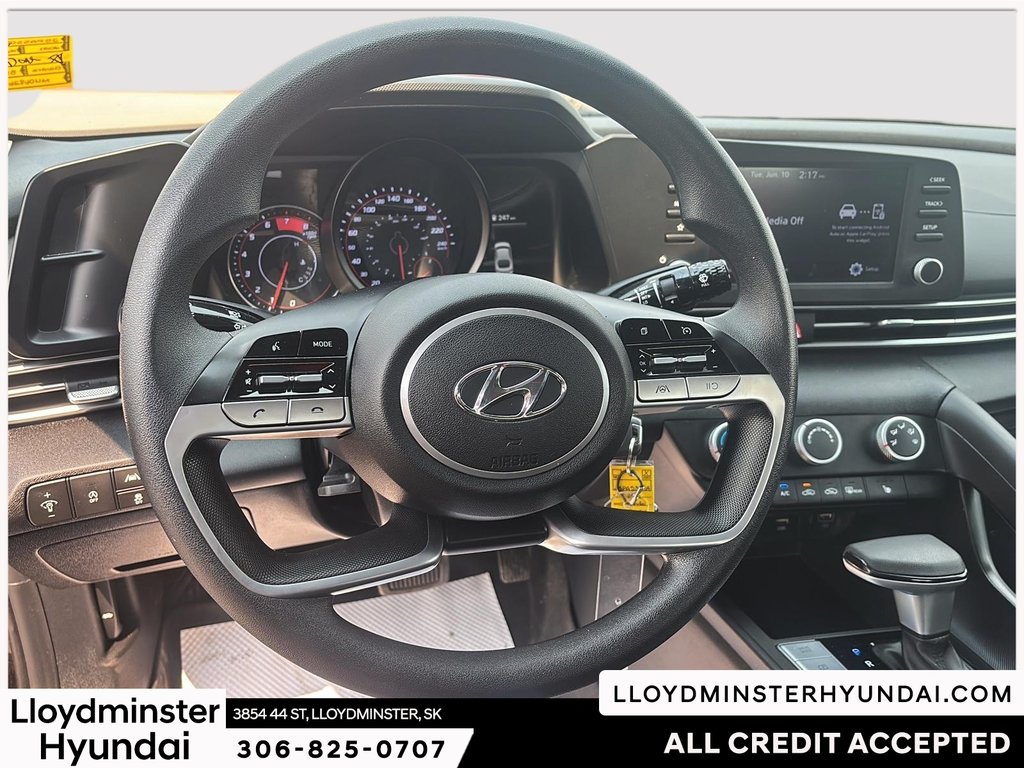 2021 Hyundai Elantra Essential in Lloydminster, Saskatchewan - 14 - w1024h768px