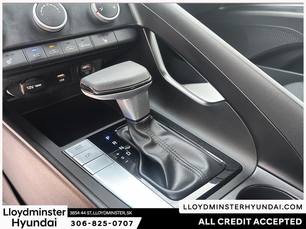 2021 Hyundai Elantra Essential in Lloydminster, Saskatchewan - 17 - w1024h768px